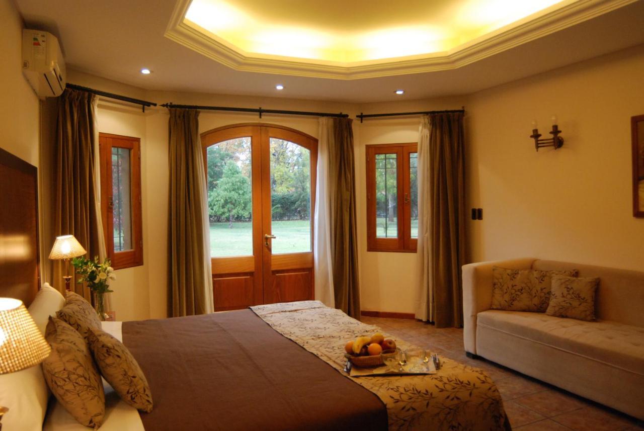 Suter Petit Hotel Сан-Рафаэль Экстерьер фото